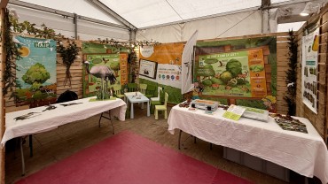 La Fédération était présente pour sensibiliser petits et grands à la nature et à la biodiversité. Crédit : FRC GE