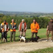 Les juges ont sélectionné les couples chasseur/chien pour accéder au concours régional. Crédit Photo : Daniel Foertsch