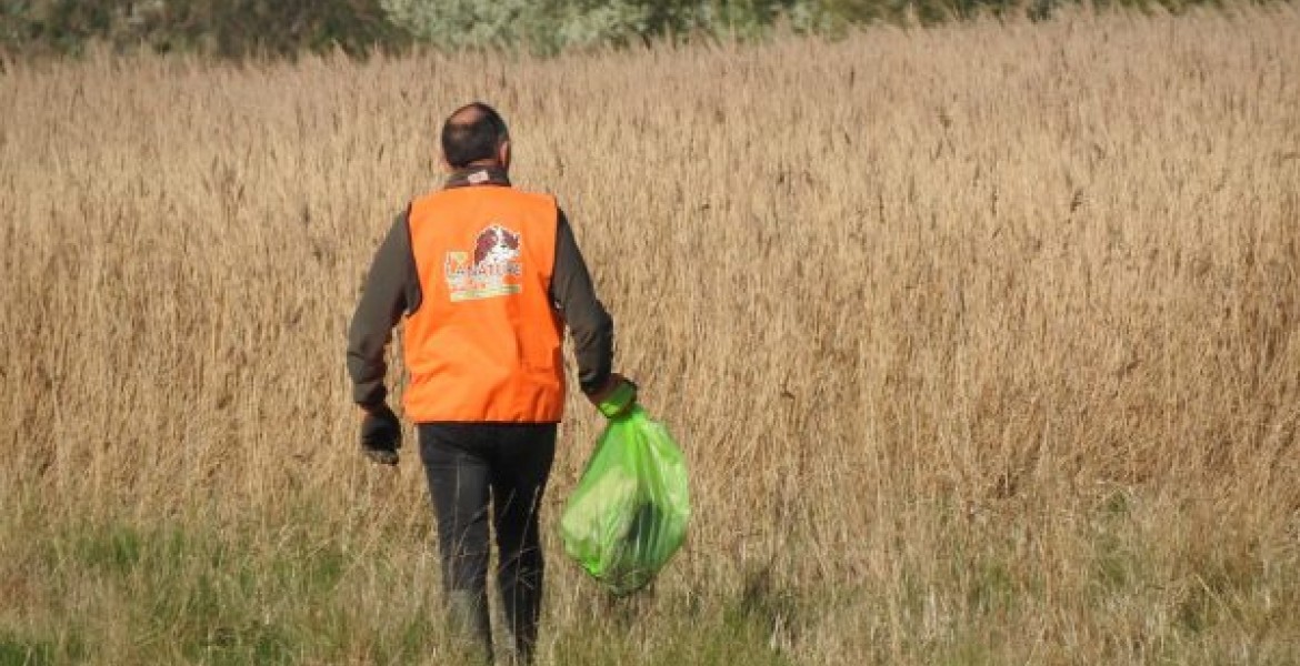 Rendez-vous les 16 et 17 mars 2024 pour l'opération "J'aime la nature propre". Crédit : FNC